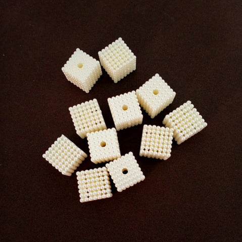 Cluster Beads - 20mm - Cube