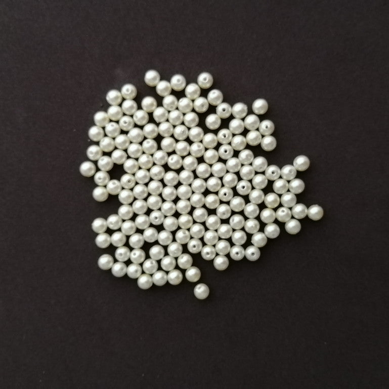 Beads - Off White - 8mm