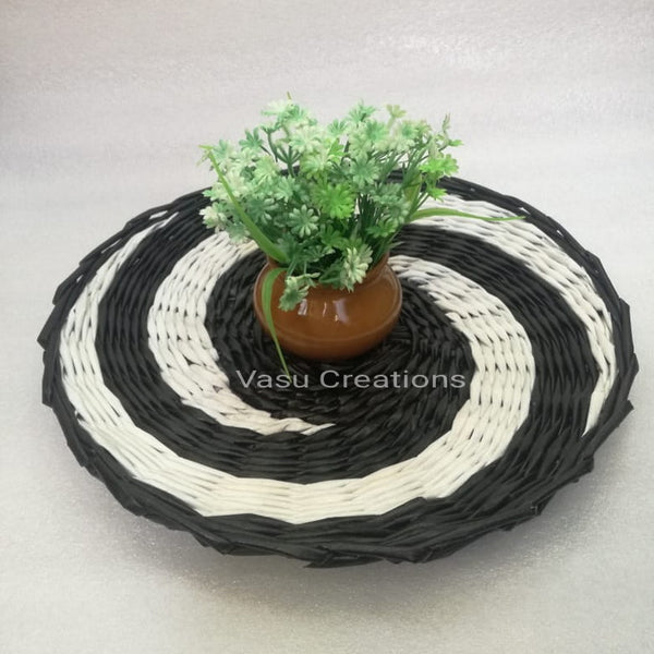 Spiral tray